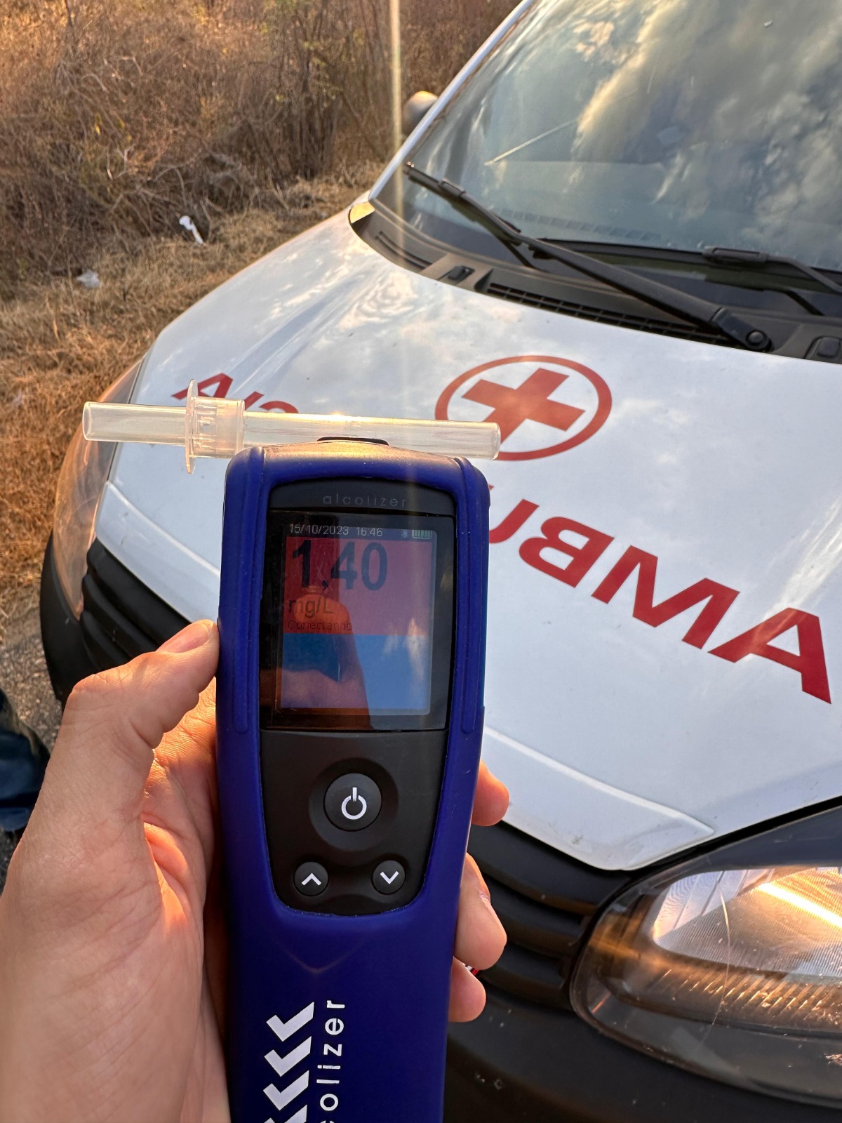 Condutor de ambulância é preso pela PRF após ser flagrado alcoolizado transportando pacientes na BR-230, entre Malta e Patos