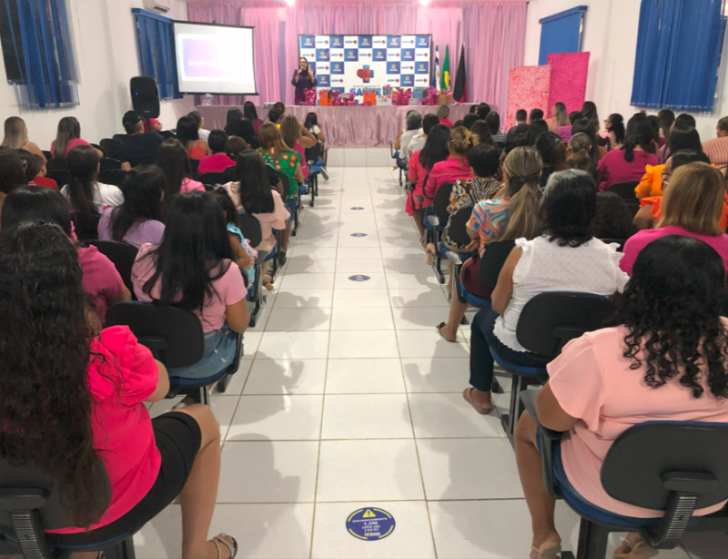 Prefeitura de Catingueira reúne mais de 150 mulheres em palestra alusiva ao Outubro Rosa