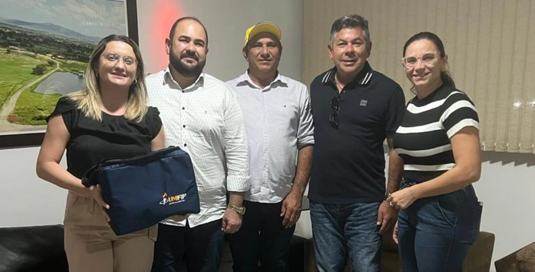 Reitor do UNIFIP, João Leuson Palmeira, visita Itaporanga e discute implantação de nova unidade