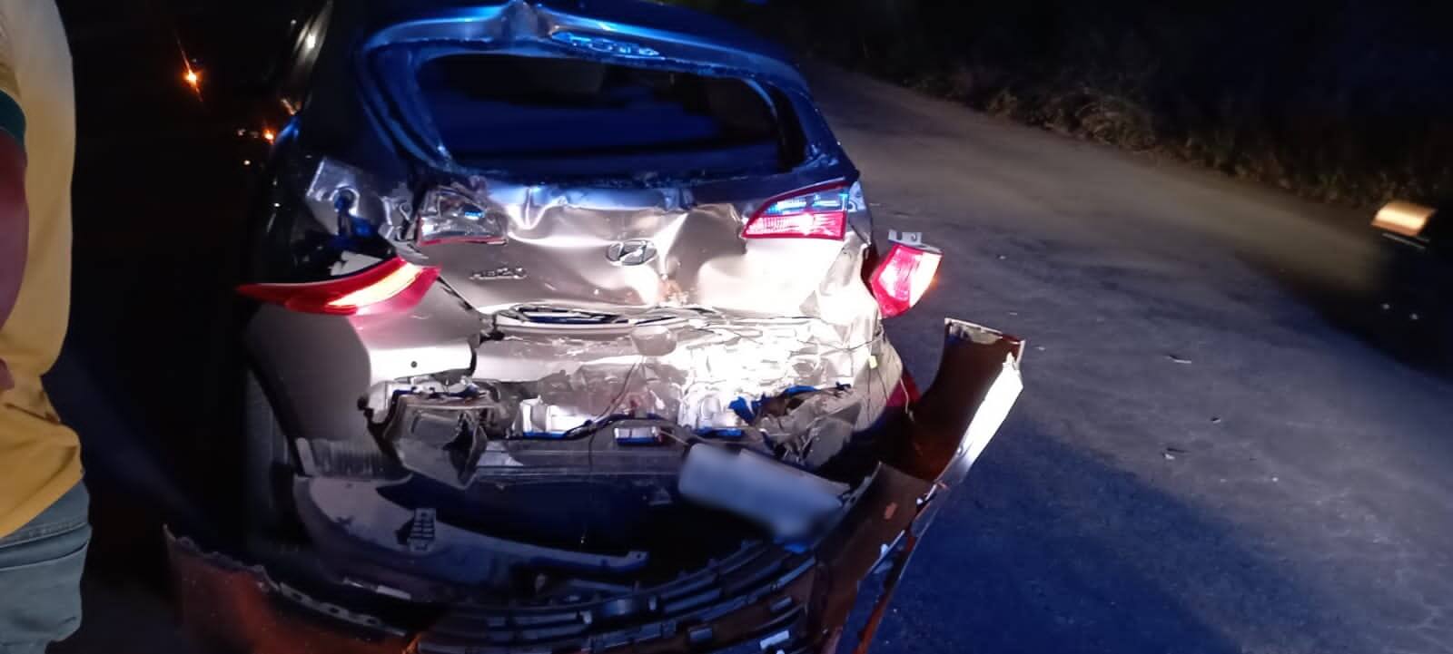 Professora patoense se envolve em acidente quando retornava de Campina Grande para Patos, na noite desta terça-feira (17)