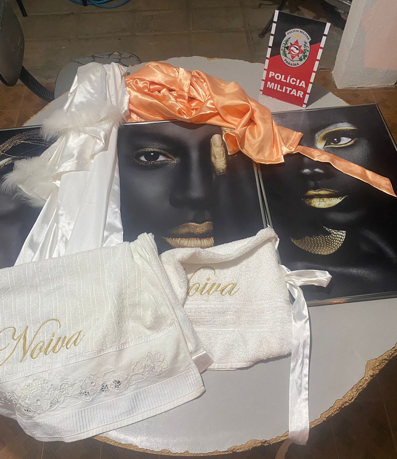 Polícia Militar prende mulher em Patos por receptação de produtos furtados de um estúdio de maquiagem