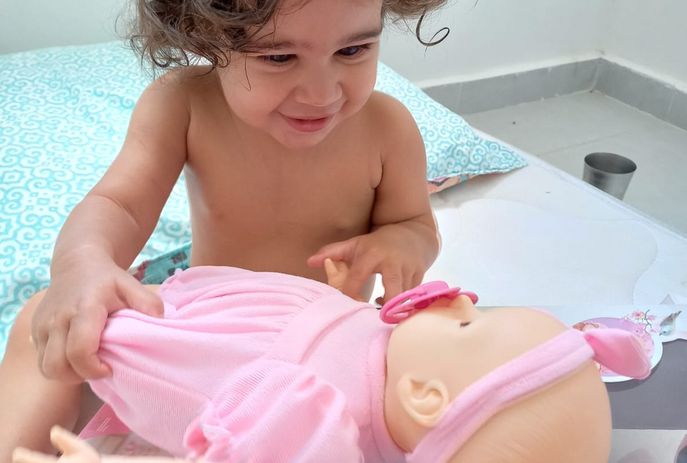 Mãe que assassinou bebê de 1 ano responderá por crime hediondo, afirma polícia; audiência de custódia será realizada nesta sexta-feira (26)