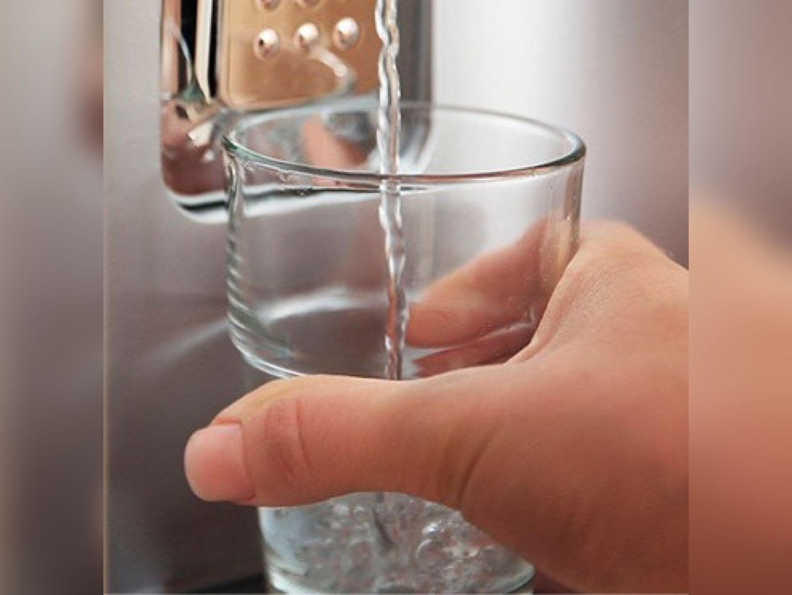 Após denúncia de falta de água gelada para alunos, direção da Escola Normal, em Patos, se pronuncia   