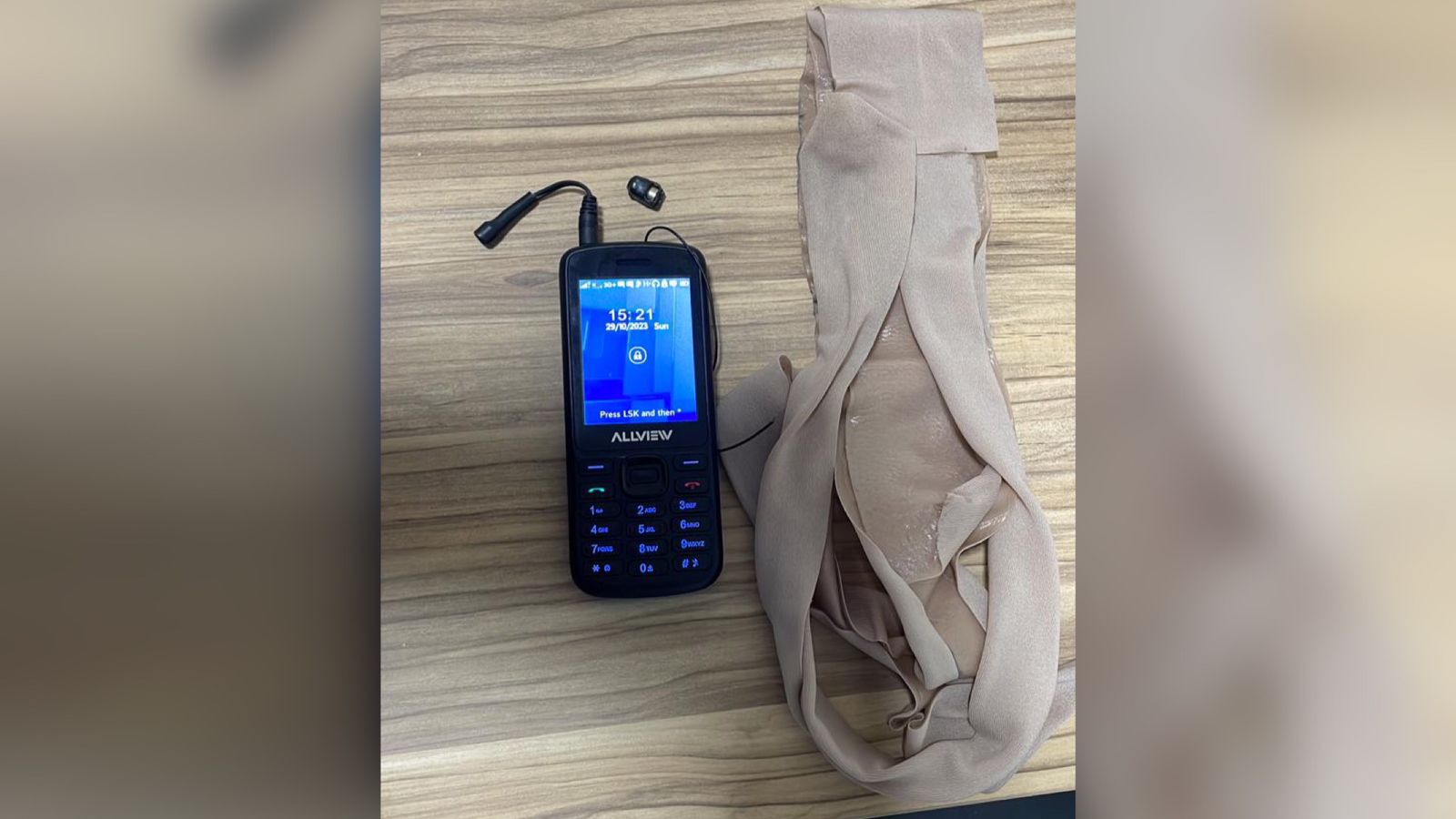 Comandante do 3º BPM fala sobre prisão de mulher acusada de fraude em prova do concurso da PM e Bombeiros PB, na cidade de Patos. OUÇA