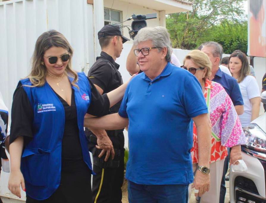 Nome da advogada Brenna Nóbrega, diretora administrativa do Hospital de Patos, é cotado para disputar uma vaga na Câmara Municipal em 2024