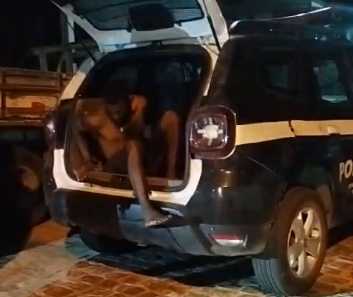 Resposta imediata: Polícia Civil prende no bairro Santo Antônio, suspeito de incendiar viatura na frente da Delegacia, em Patos