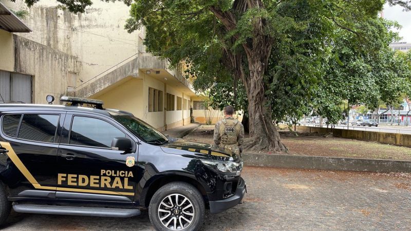 Polícia Federal cumpre mandado de prisão contra participante do Enem, na Paraíba
