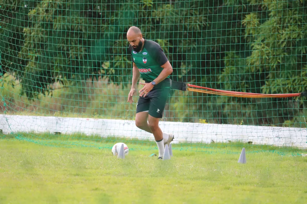 Sousa acerta com o experiente goleiro Bruno Fuso, ex-Atlético-MG