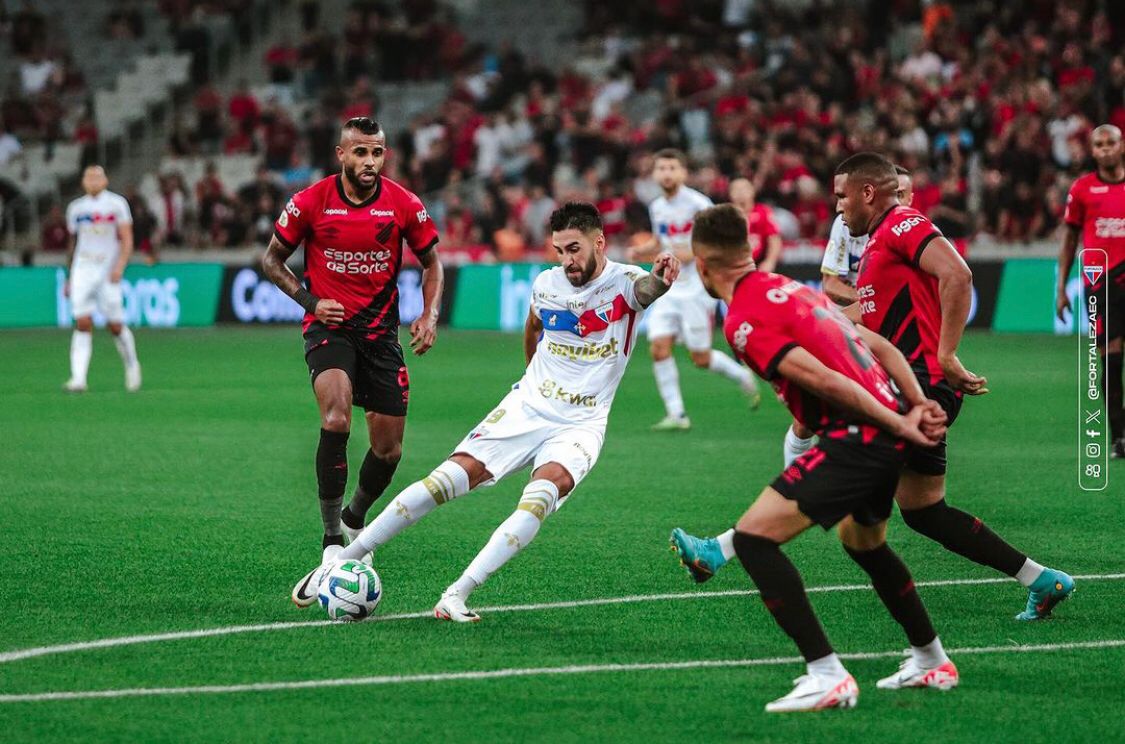 Athletico-PR empata com Fortaleza e pode ficar a seis pontos do G-6 no Brasileirão