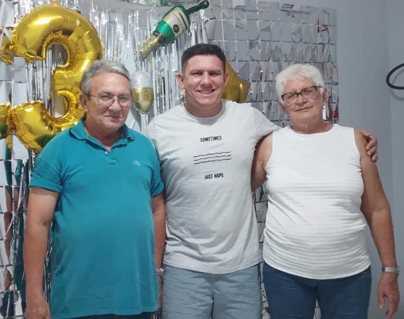 Morre Dona Lucinha, mãe do radialista patoense Beto Campos 