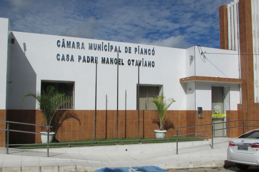 Câmara Municipal de Piancó abre processo de licitação para realização de concurso público