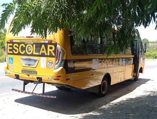 PRF na Paraíba flagra mais dois Ônibus Escolares conduzidos por pessoas sem curso necessário para realizar o transporte