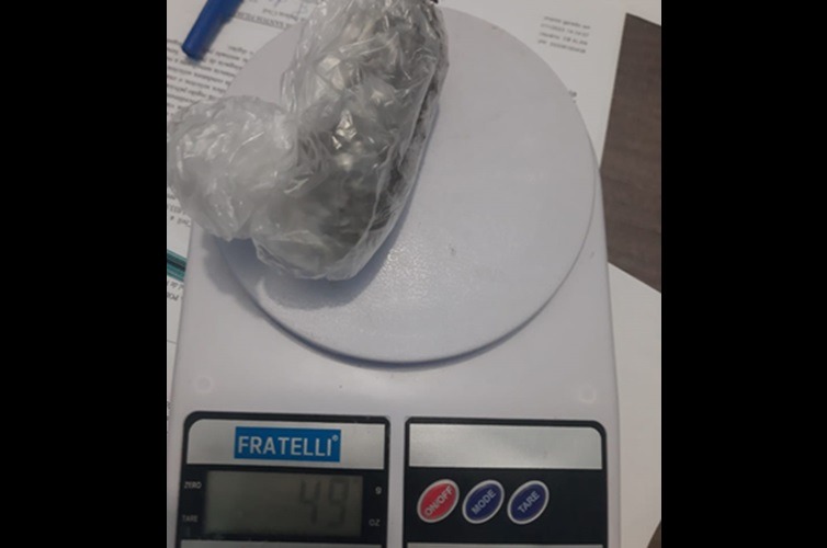 Jovem de 20 anos é presa ao tentar entrar em presídio com drogas nas partes íntimas, em Cajazeiras