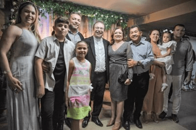 ALPB concede medalha Epitácio Pessoa ao Padre Fabrício durante sessão itinerante em Patos