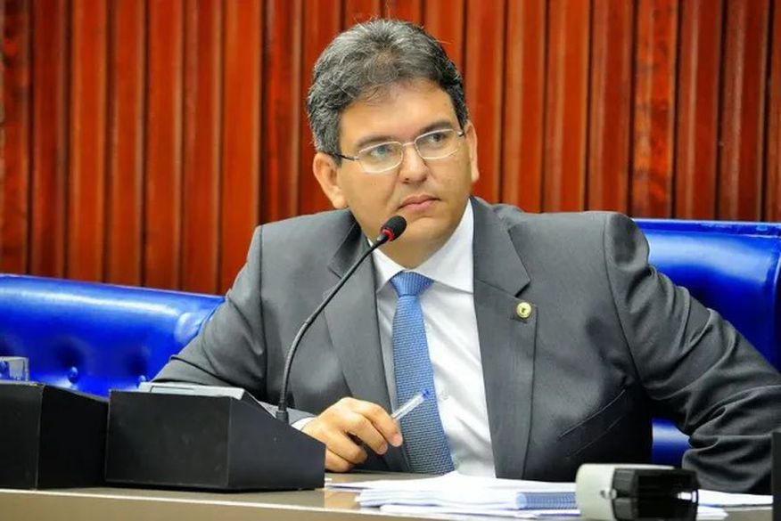 Prefeito paraibano é condenado a dois anos de prisão por não resolver problemas na coleta e depósito de lixo