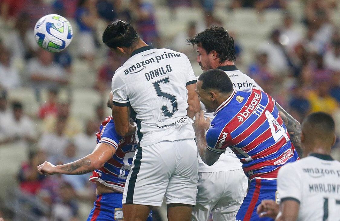 Botafogo fica no empate contra o Fortaleza fora de casa e deixa Palmeiras na liderança do Brasileirão