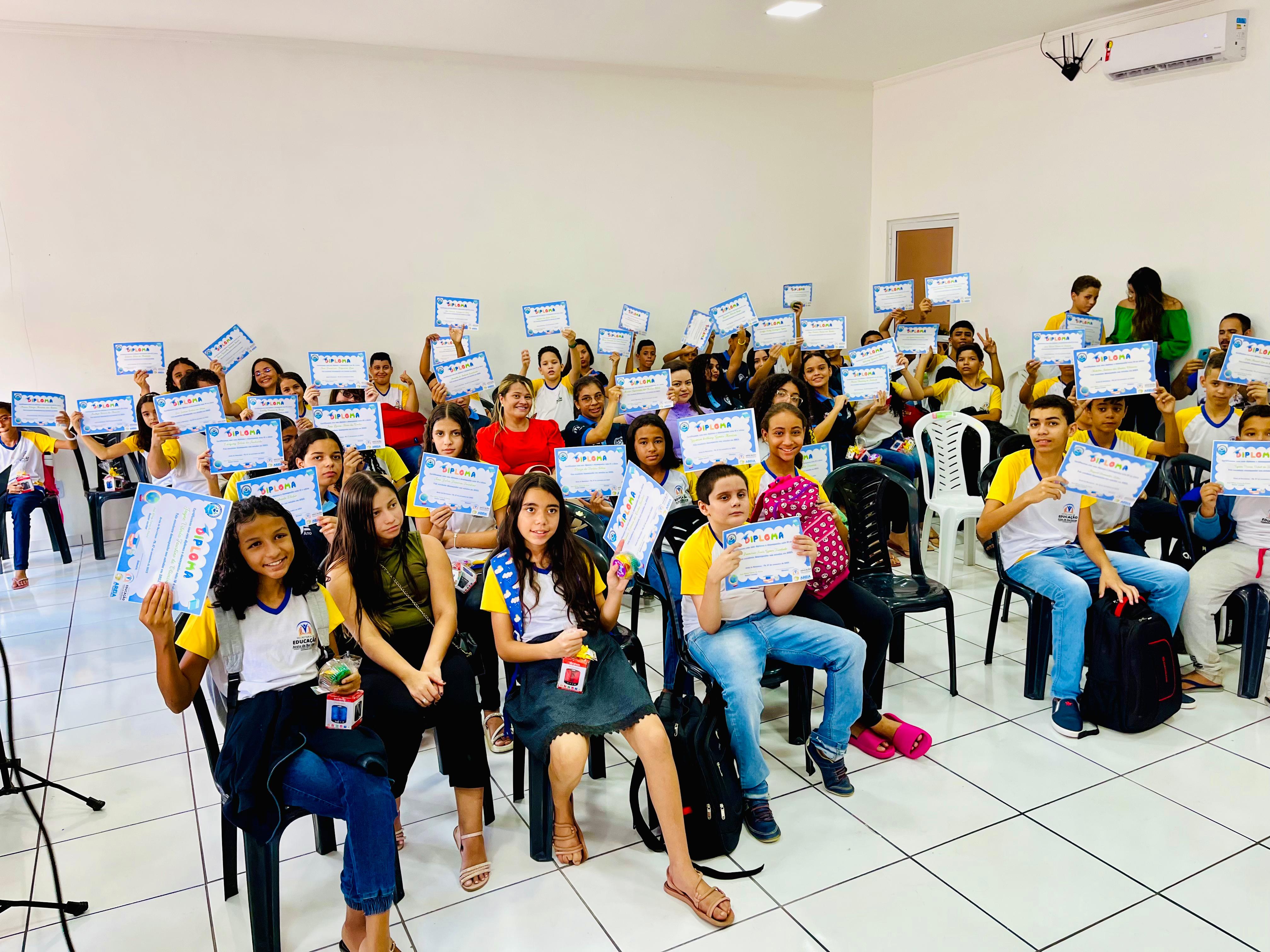 Prefeitura de Areia de Baraúnas realiza premiação dos alunos classificados no projeto 