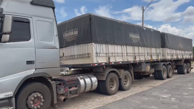 PRF apreende carreta com carga de óleo vegetal sem nota fiscal, avaliada em cerca de R$ 250 mil, em Pombal