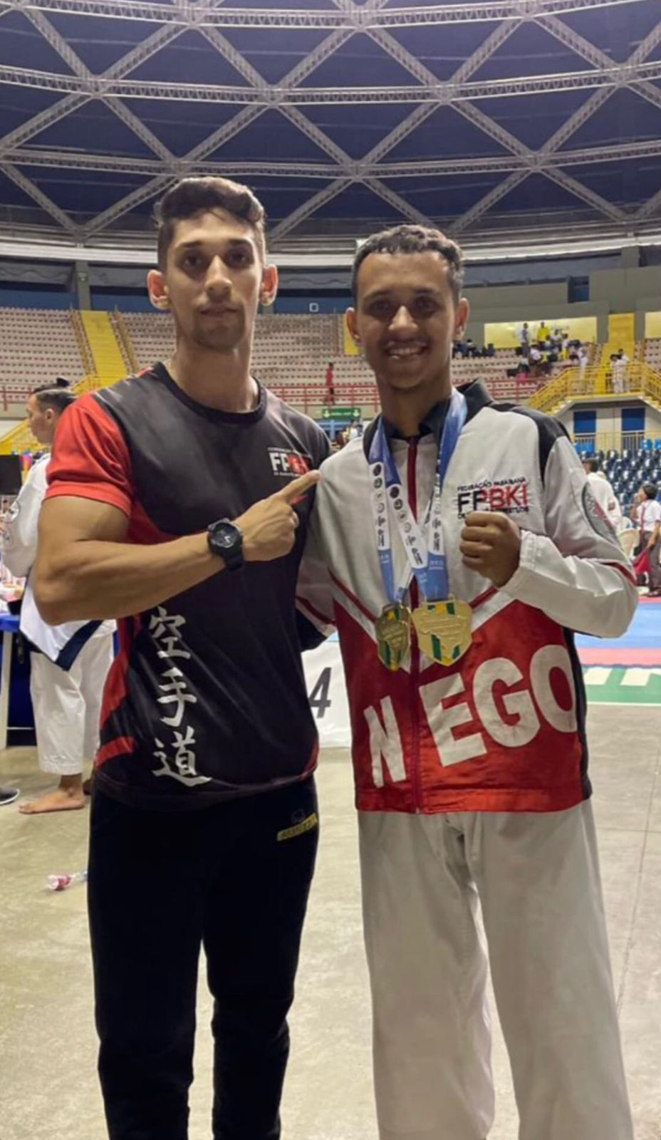 Atleta Jefferson Rodrigo, da cidade de Patos, brilha e conquista o Bicampeonato Brasileiro de Karatê em Fortaleza/CE