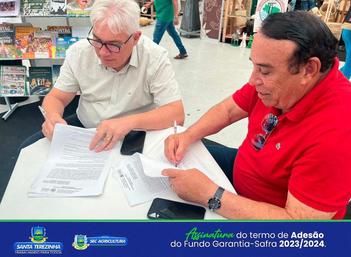 Prefeito de Santa Terezinha-PB renova compromisso com agricultores por meio do Garantia Safra