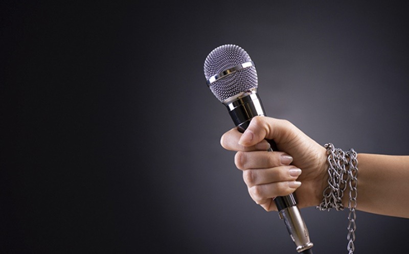 Ataque à liberdade e punição a imprensa: Jornais O Estadão e Folha de São Paulo criticam decisão do STF de punir veículos de imprensa por entrevistas