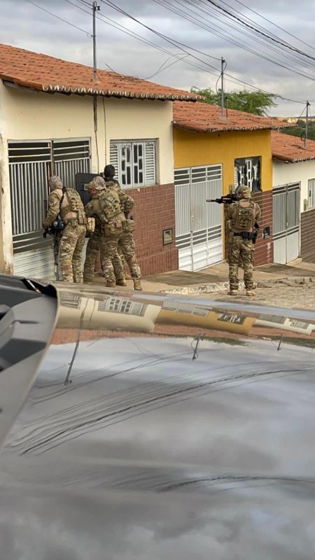 Operação Transloading: PF desarticula grupo criminoso atuante no tráfico internacional de drogas e armas, e prende suspeito no Sertão da PB