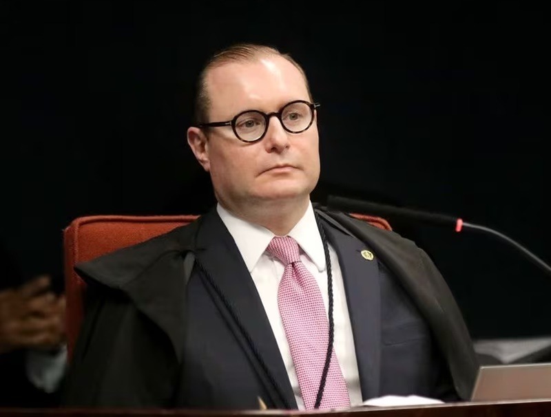 Ministro do STF, Zanin derruba decisão que censurou reportagens do Estadão sobre ministro Juscelino Filho