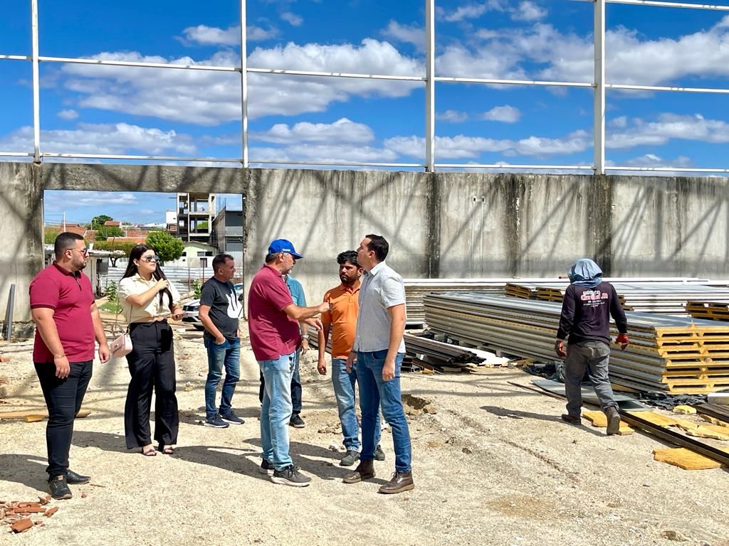 Compromisso e Trabalho: Novo Secretário Dam de Sousa destaca avanço nas obras esportivas e se empenha por melhorias na gestão