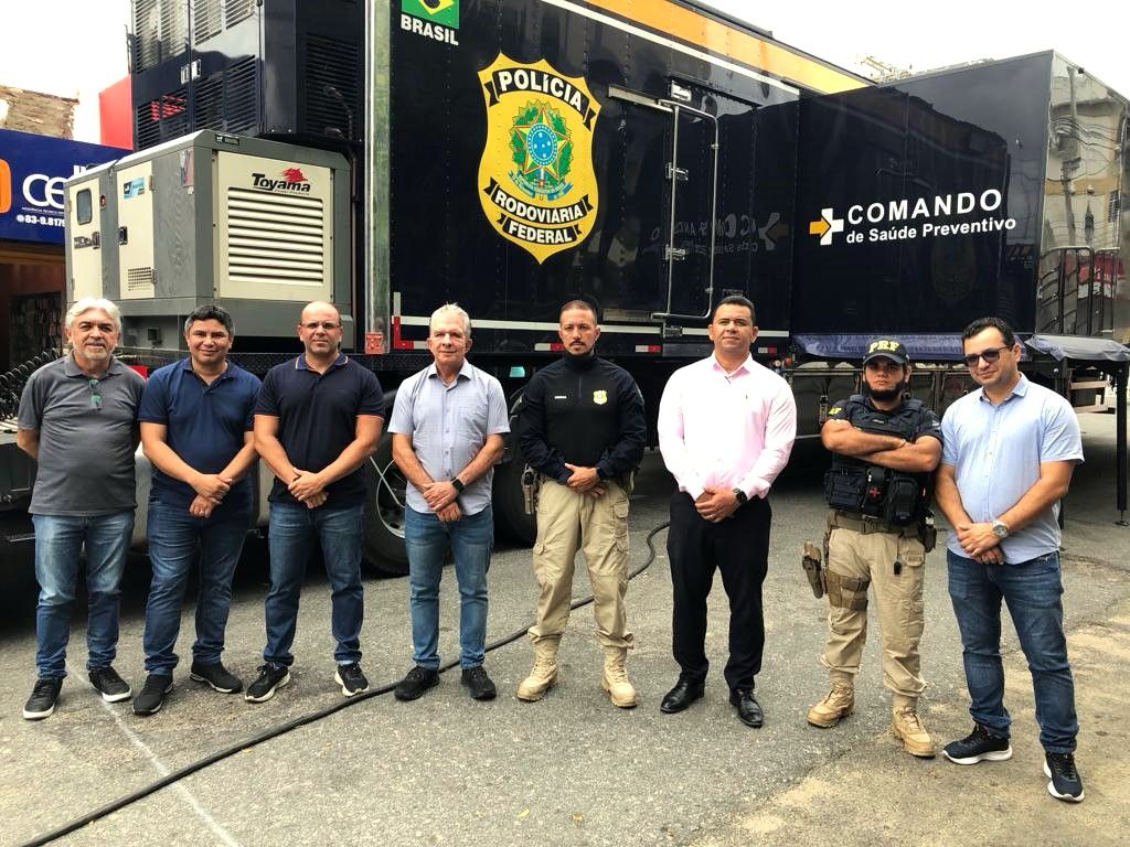 Carreta da Saúde da PRF segue com atendimentos em Patos até esta quarta-feira, 20. Confira horários