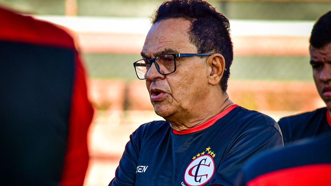 Diá reconhece força do elenco do Campinense, mas quer mais contratações