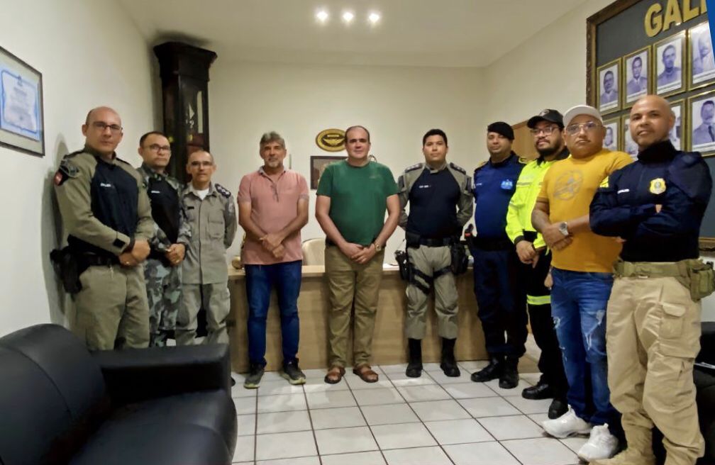Polícia Militar, órgãos de segurança e entes municipais realizam reunião de planejamento para o jogo entre Nacional e Treze, em Patos