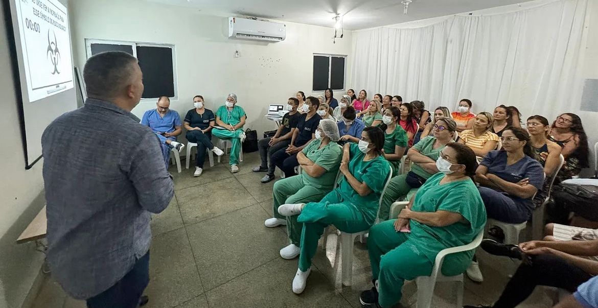 Maternidade Dr. Peregrino Filho promove palestra destacando a importância da Biossegurança no ambiente hospitalar