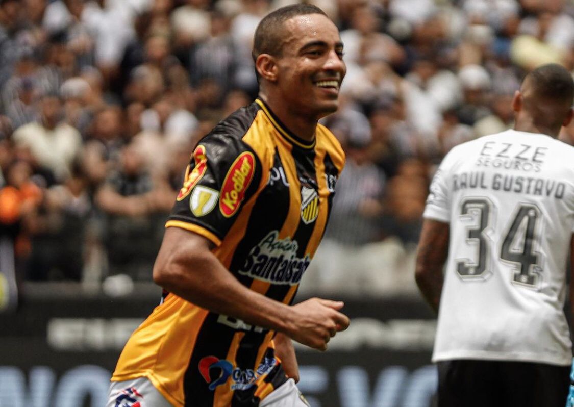 Com direito a hat-trick de Jenilson, Novorizontino bate o Corinthians na Arena e aumenta crise do alvinegro