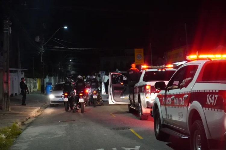 Sargento reformado da PM é morto durante tentativa de assalto em João Pessoa; criminoso também morreu em confronto