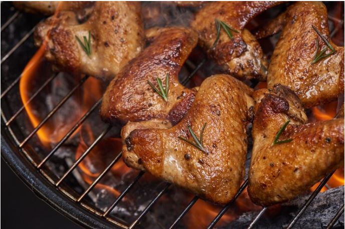 Pesquisa constata alta no preço da carne e do frango à vista em Patos. Veja