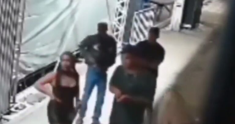 Carro invade área de palco durante festa de Carnaval em Aroeiras e deixa pessoas feridas