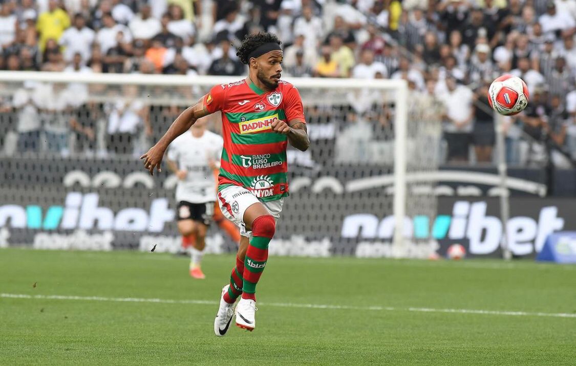 Corinthians vence Portuguesa na estreia de novo técnico e deixa a zona de rebaixamento do Paulistão