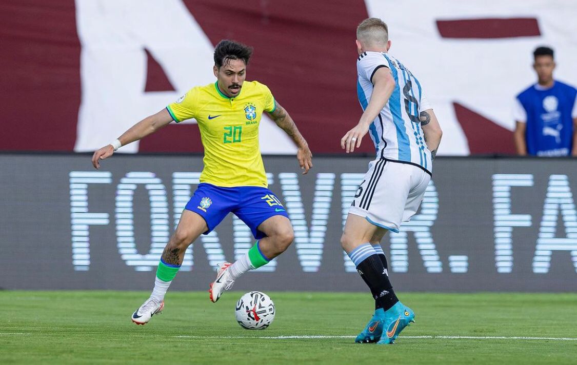 Brasil perde para a Argentina e fica fora das Olimpíadas depois de 20 anos