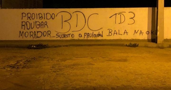 Muros das instalações da Cagepa no Residencial São Judas Tadeu amanhecem pichados; gerência regional emite nota e diz que irá registrar Boletim