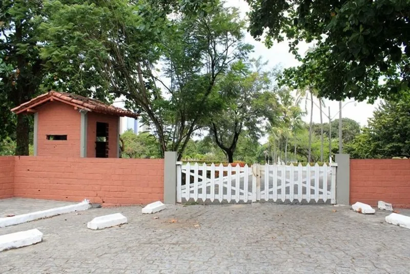 Homem é preso após tentar invadir residência oficial do governador João Azevêdo, em João Pessoa