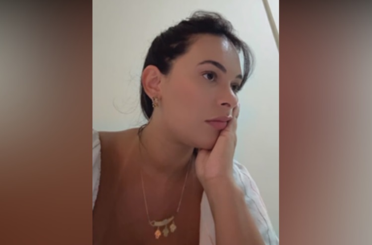 Influenciadora Digital tem casa invadida por ladrões em Cajazeiras, que levam carro, TVs e até livros didáticos