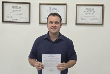 Prefeito de São Mamede, Dr. Jefferson, encaminha Projeto de Lei com aumento real para diversas categorias, chegando a mais de 60% em alguns casos
