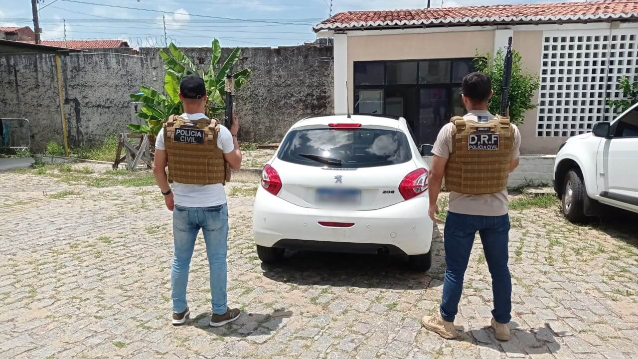 Mulher envolvida em assalto a loja de celulares em Patos foi localizada no Rio Grande do Norte, diz DRF; carro utilizado na fuga foi apreendido