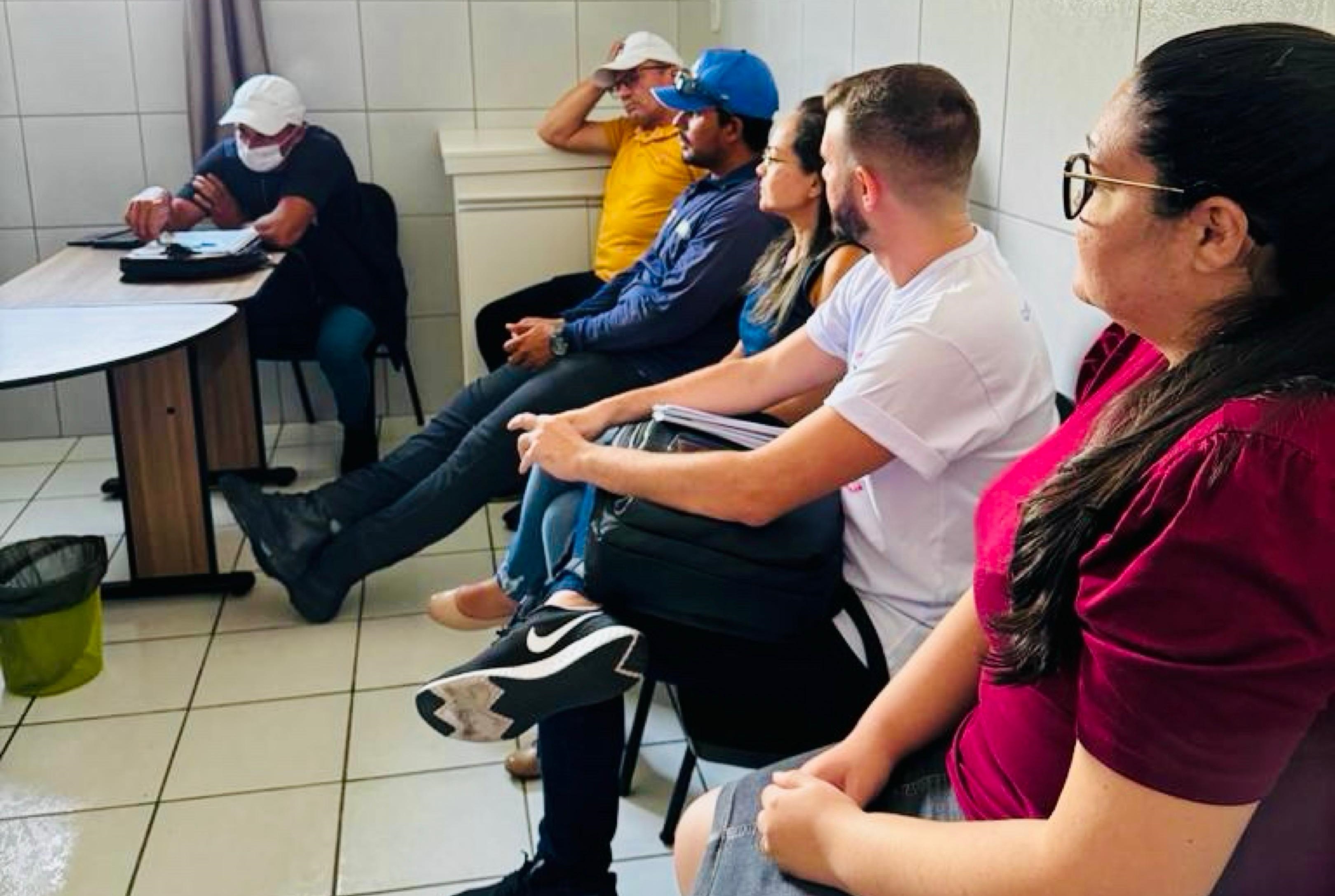 Prefeitura de Salgadinho realiza reunião com 6ª Gerência de Saúde para traçar estratégias no combate ao Aedes aegypti