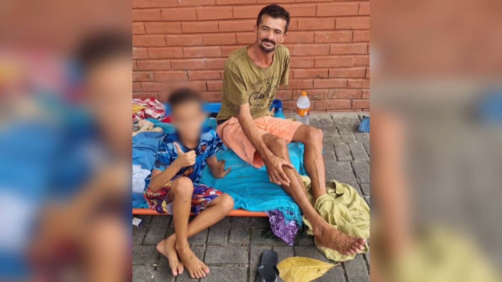 Homem que diz ser natural de Patos está vivendo em situação de rua no Recife junto com filho de 8 anos; veja vídeo