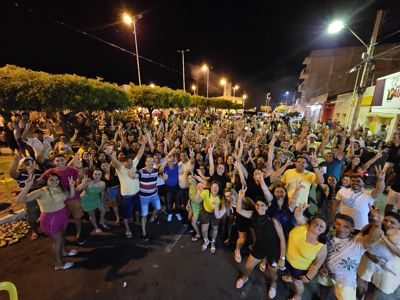 Grupo do prefeito de Mãe d'Água se posiciona sobre notícia de suposto rompimento com o grupo Tota 