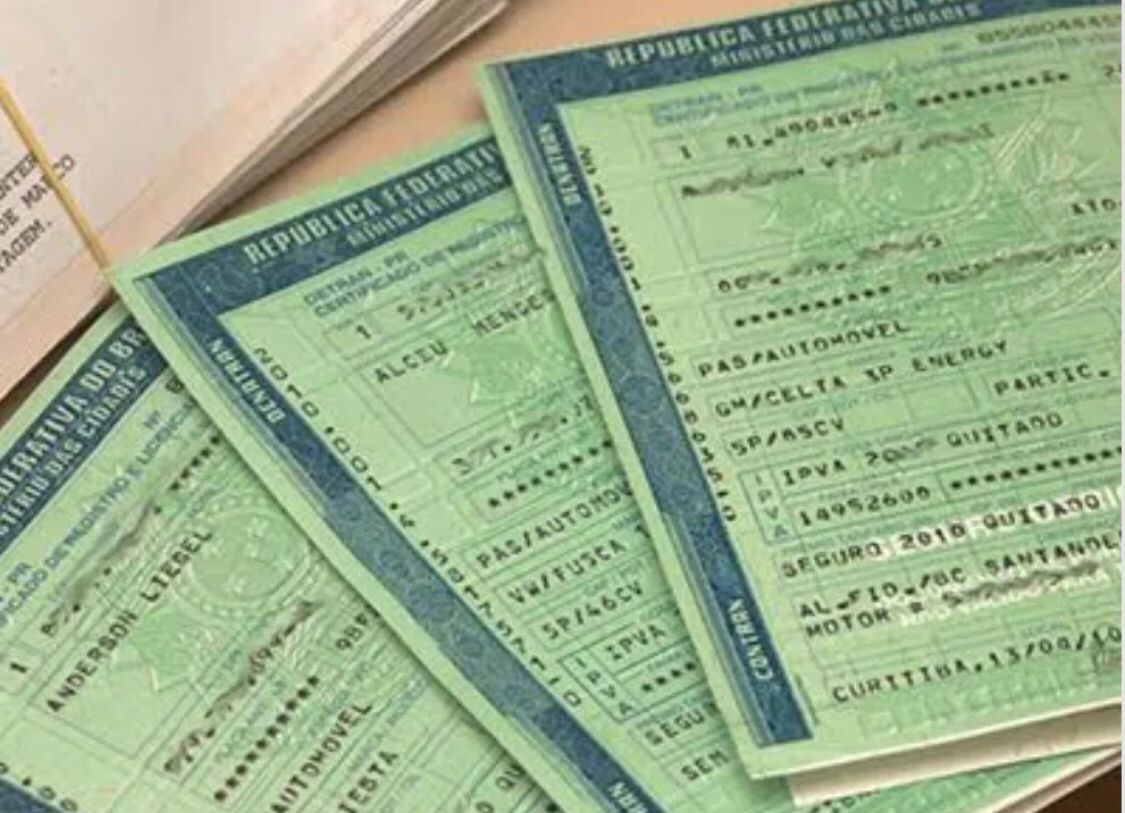 Polícia Militar prende suspeito por falsificação de documento público, em Patos