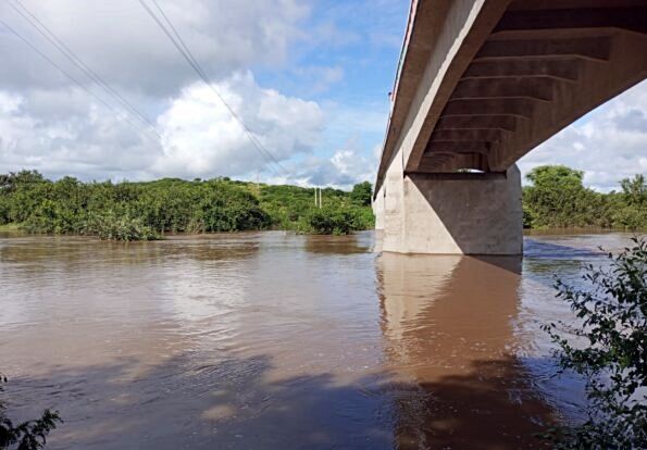 Ponte sobre o Rio Piancó na BR-361 causa preocupação devido a rachaduras e buracos; DNIT anuncia medidas de manutenção no local