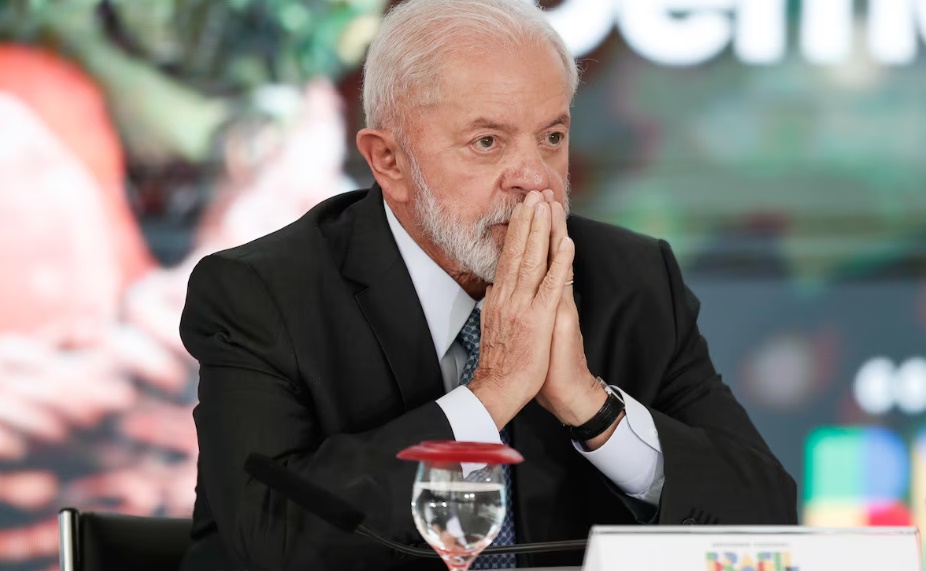 Governo Lula atinge pior avaliação após presidente comparar Israel com Holocausto, aponta pesquisa