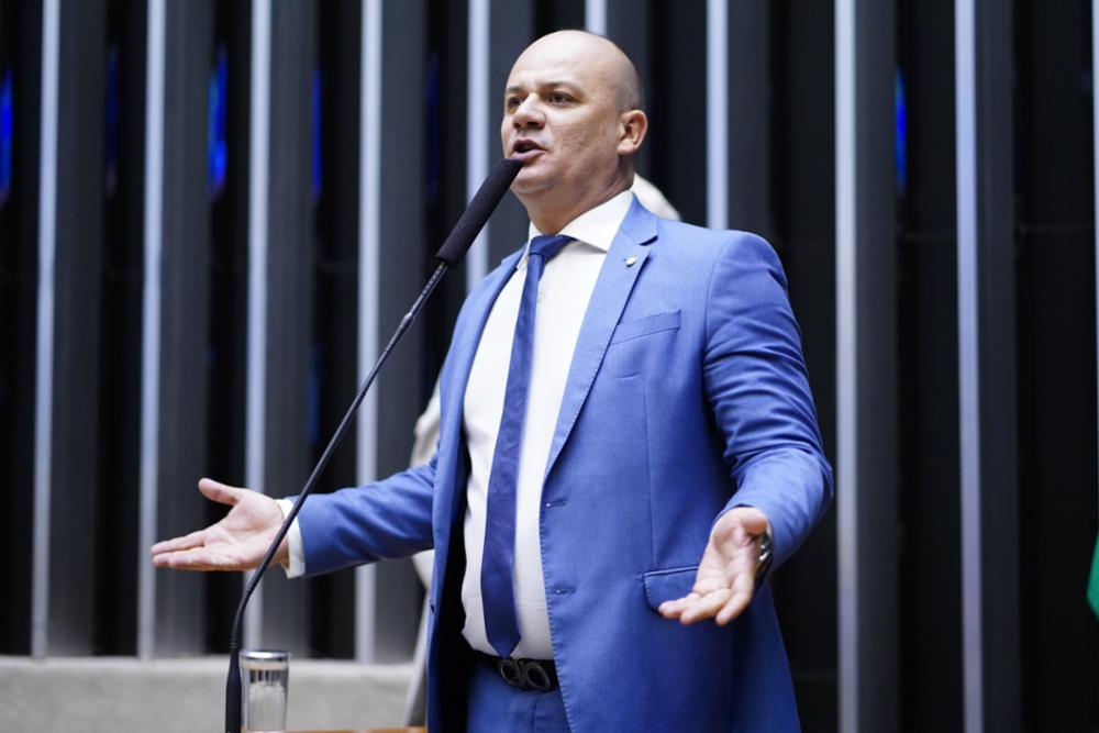 Deputado Federal Cabo Gilberto critica perdas bilionárias da Petrobras e discorda da atuação do STF na descriminalização das drogas